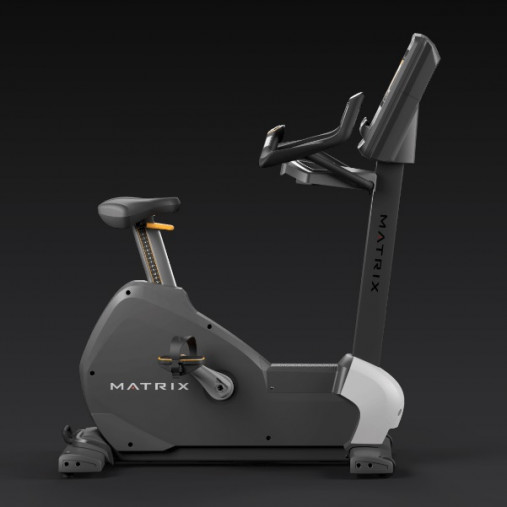 Вертикальный велотренажер Matrix Performance. Консоль Touch Вертикальный велотренажер Matrix Performance. Консоль Touch